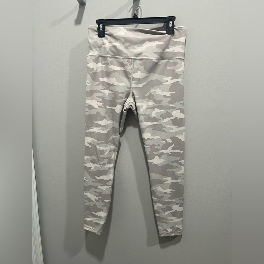 Athleta Elation Tight. Large tall. Tan Camo.